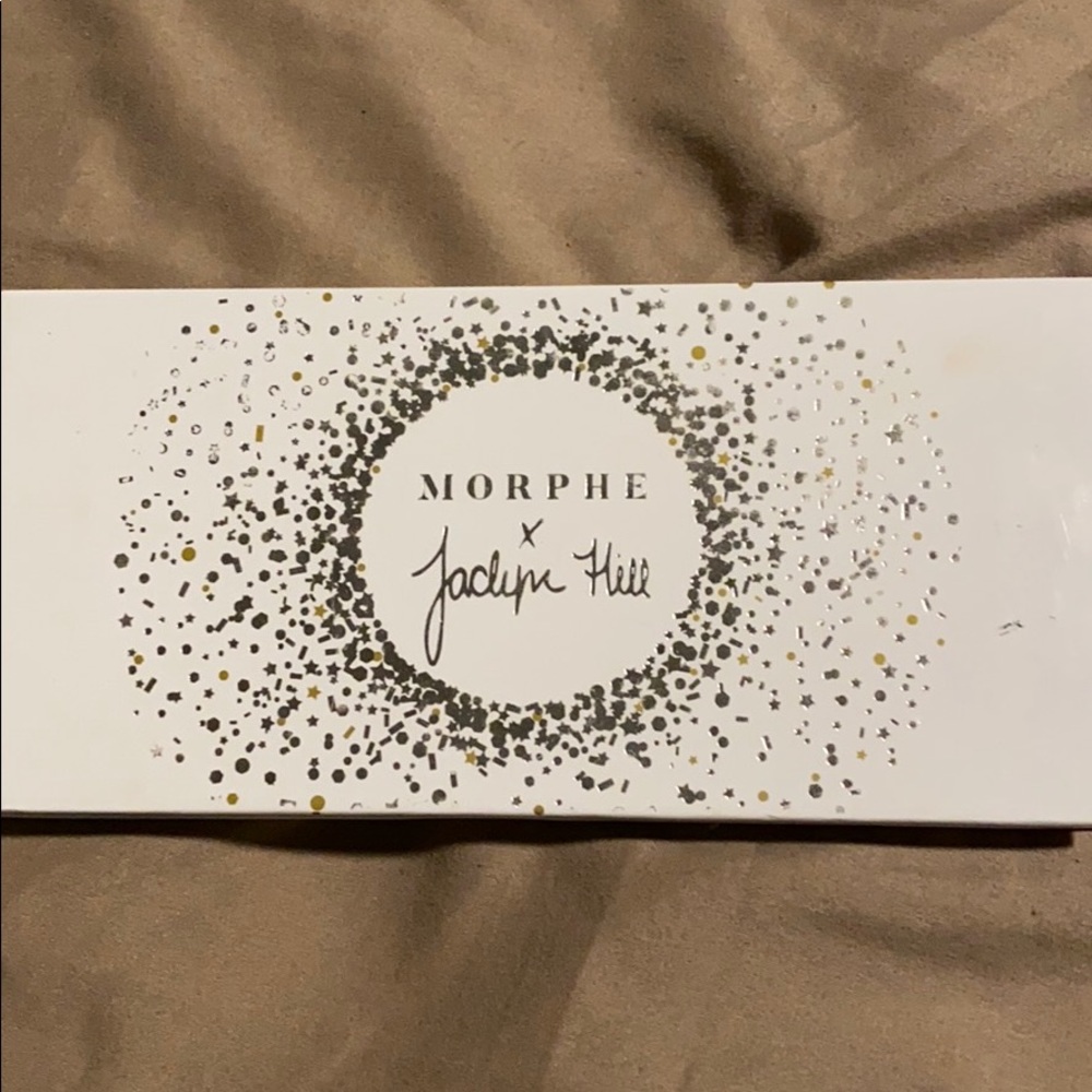 Morphe x Jaclyn Hill yellow palette